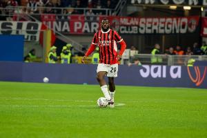 开云体育官方网-迪马济奥：福法纳因左脚踝问题被替换下场，但伤势并不严重