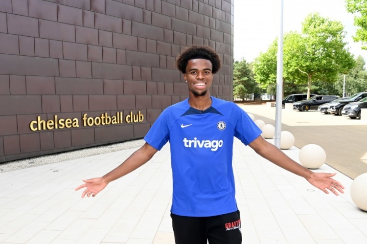 开云体育网页版入口-尤文与切尔西磋商楚克乌梅卡转会，蓝军坚持永久交易方案