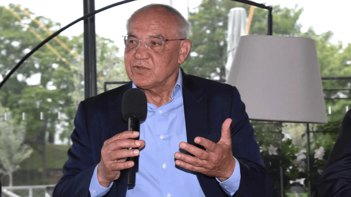 Kaiyun Sports-开云体育-马加特：我希望为汉堡和沙尔克工作，无论担任什么职位