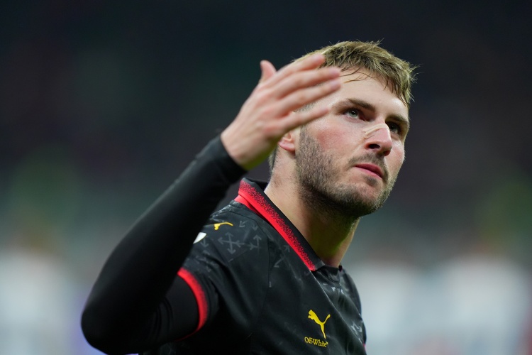 迪马：米兰&amp;罗马正在谈判多夫比克、希门尼斯交易，后者愿意前往