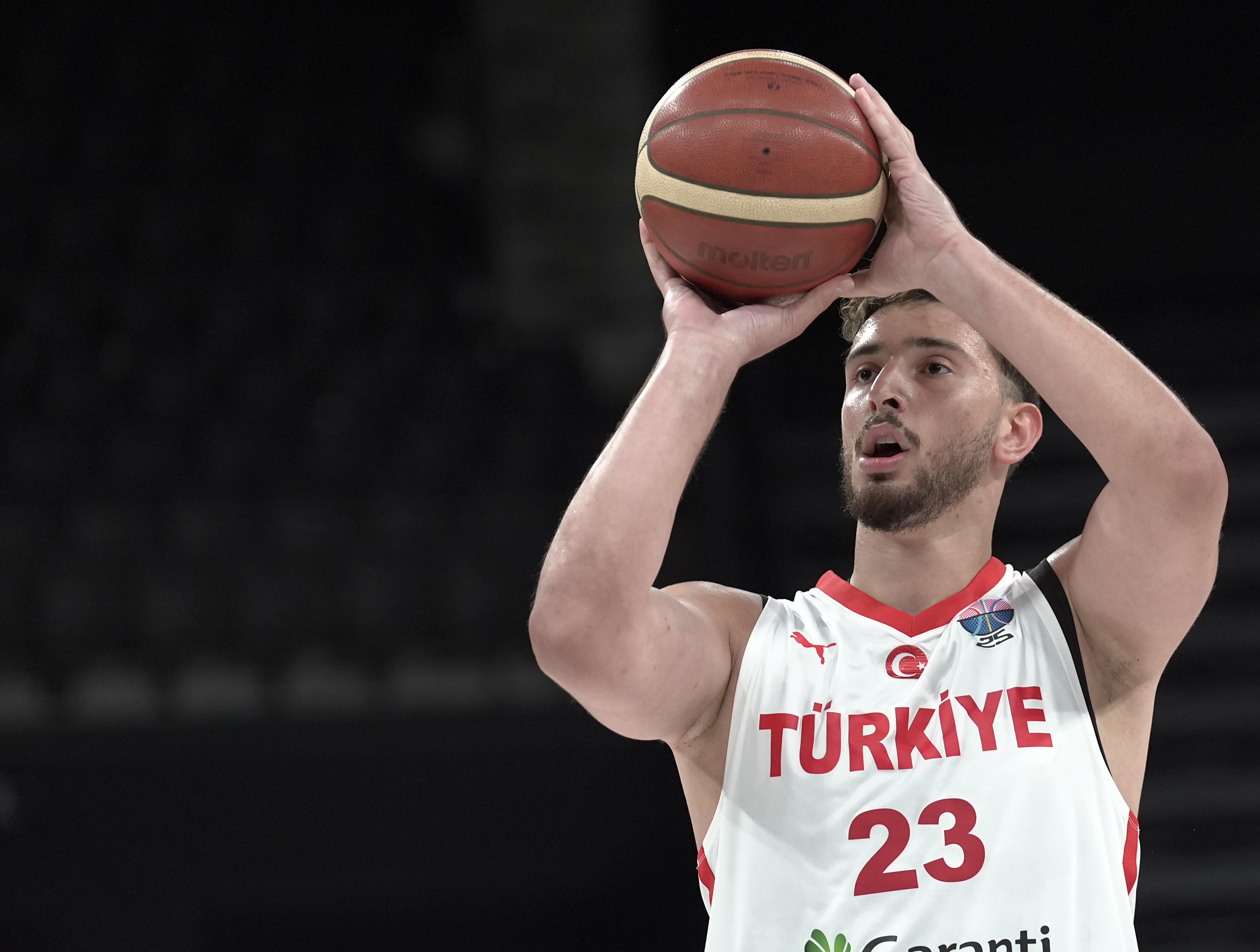 开云体育官方网-欧锦赛罚球命中率78.6%！火箭自媒体称赞申京罚球：进步值得表扬