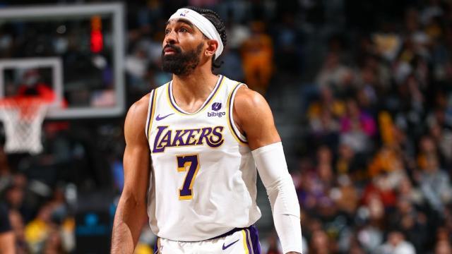 文森特：39岁詹姆斯时常回到25岁，持久力太神奇