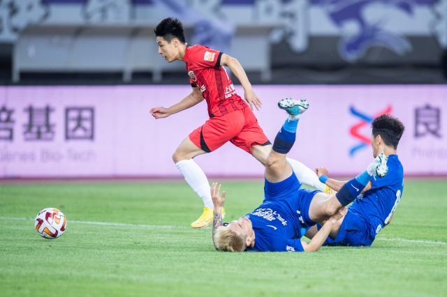 开云体育官方网址-三镇新败“踏入同一条河流” 佩德罗能过去这道坎吗